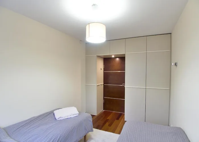 Family Parking 2 Bathrooms 300 M Sea