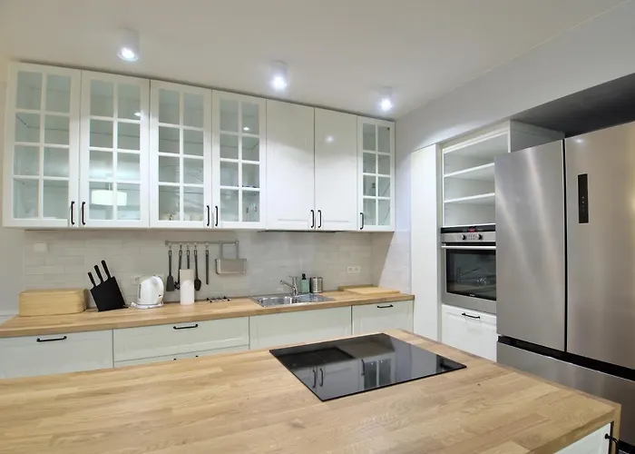 Family Parking 2 Bathrooms 300 M Sea شقة سوبوت